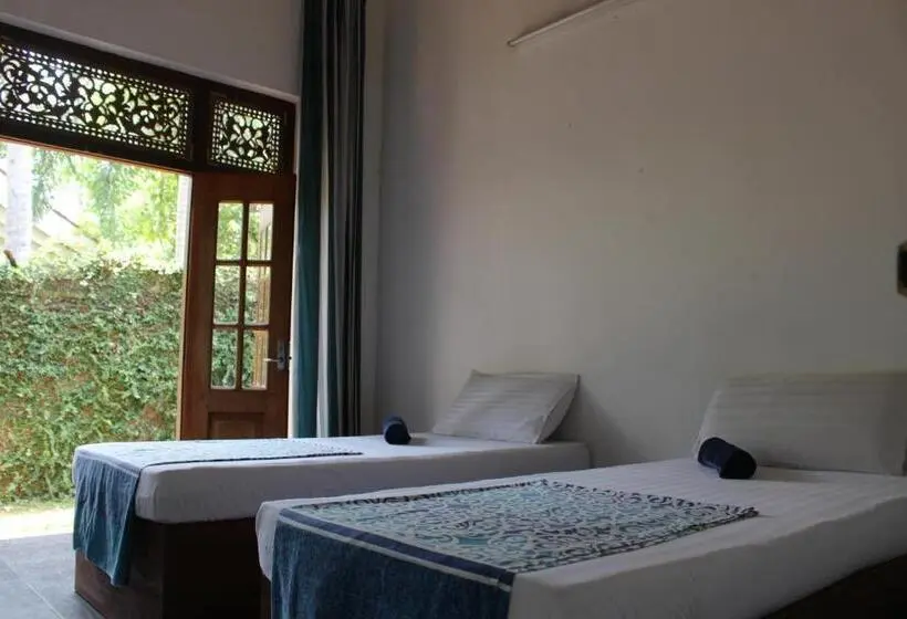 Standardrum Delat Badrum, Hostel First