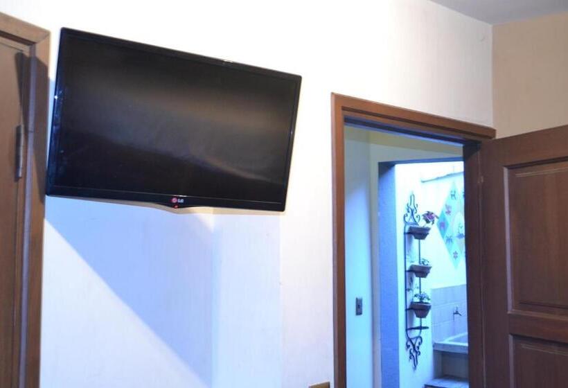 اتاق استاندارد, Hostel Running Chaski