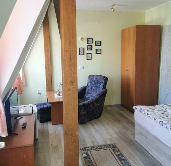 חדר סטנדרט יחיד, Alster