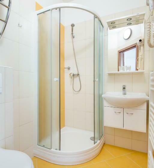 4인용 스탠다드 룸, Bon