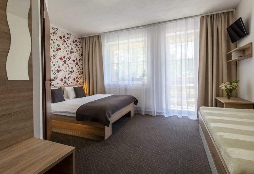 컴포트 트리플 룸, Bon