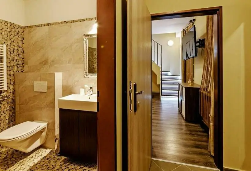 Duplex-huone, Dům U Pikové Desítky