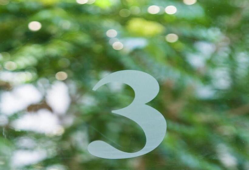 带大床的标准间, Dům U Pikové Desítky