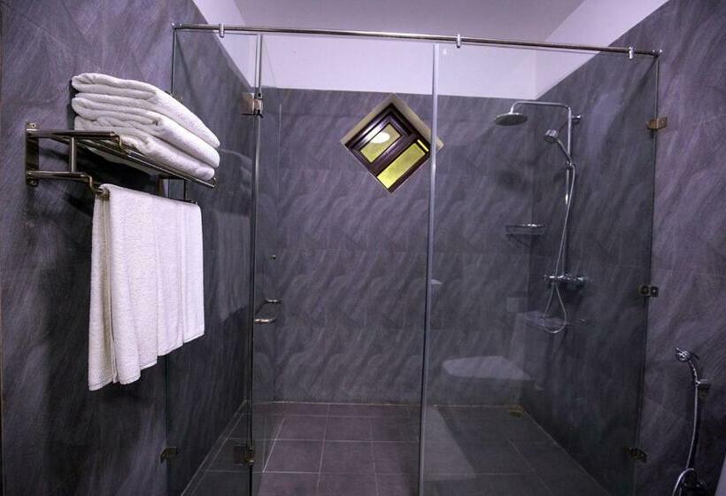 غرفة ديلوكس مطلة على البحيرة, Grand Tamarind Lake