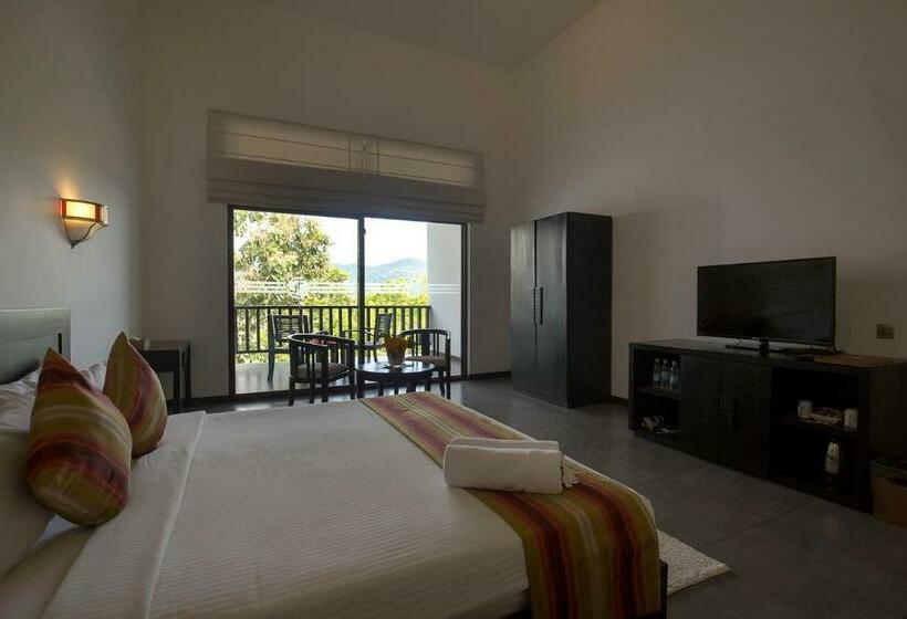 غرفة ديلوكس مطلة على البحيرة, Grand Tamarind Lake