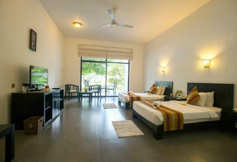 غرفة ديلوكس مطلة على البحيرة, Grand Tamarind Lake