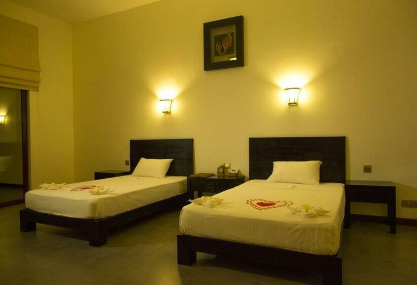 غرفة ديلوكس مطلة على البحيرة, Grand Tamarind Lake