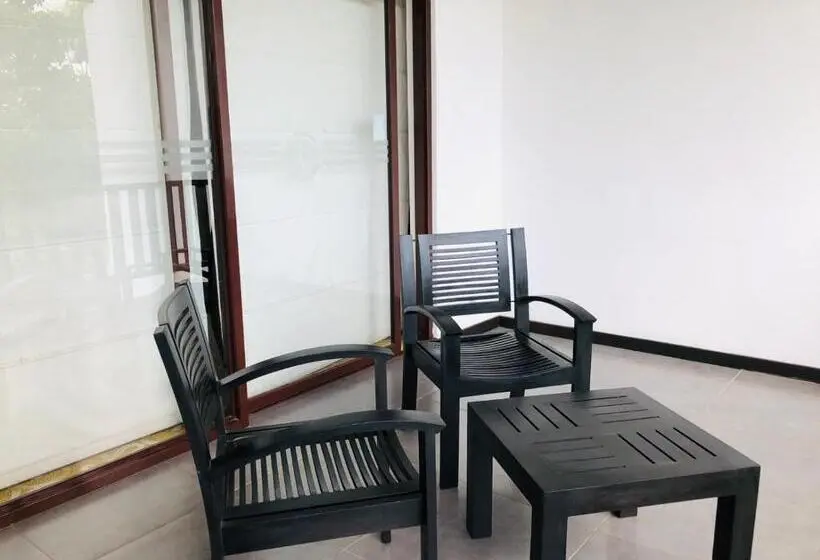 プールビュースイート, Grand Tamarind Lake