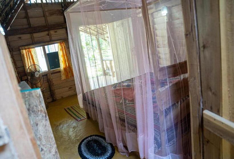 חדר אקונומי, Margarita Village Kite School Kalpitiya