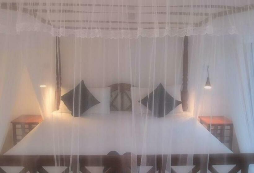 Семейный Номер Deluxe, Unawatuna Nor Lanka