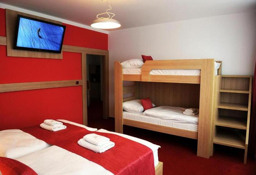 סוויטה משפחתית, Uno