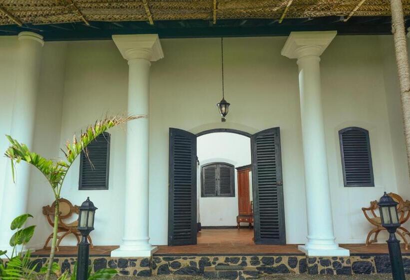 غرفة كلاسيكية مطلّة علي الحديقة, Villa Tissa Beach Resort