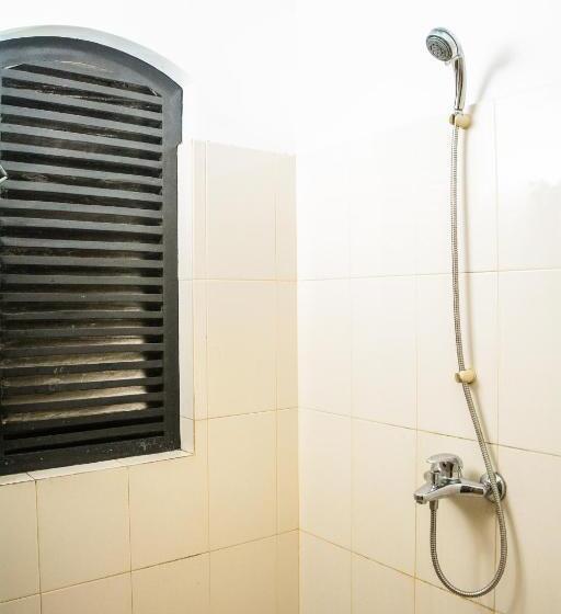 غرفة كلاسيكية مطلّة علي الحديقة, Villa Tissa Beach Resort