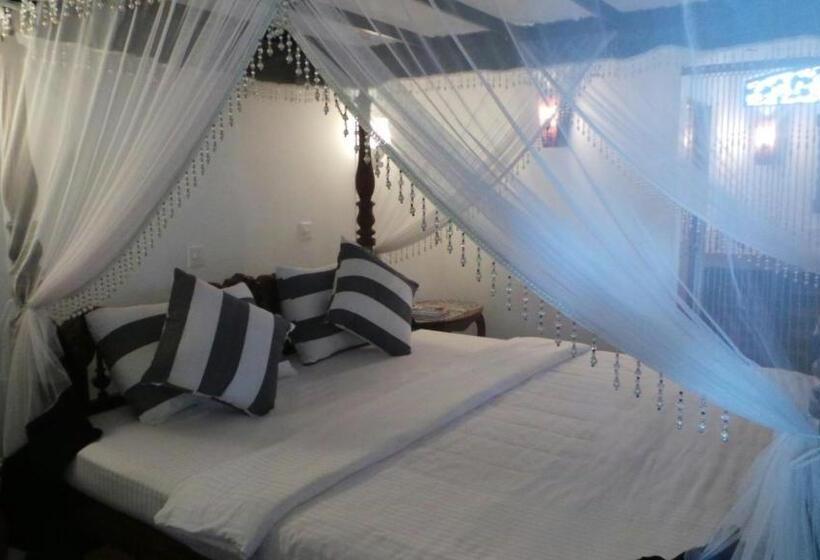 غرفة كلاسيكية مطلّة علي الحديقة, Villa Tissa Beach Resort