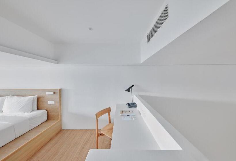 اتاق سوپریور, Lloyd S Inn Kuala Lumpur