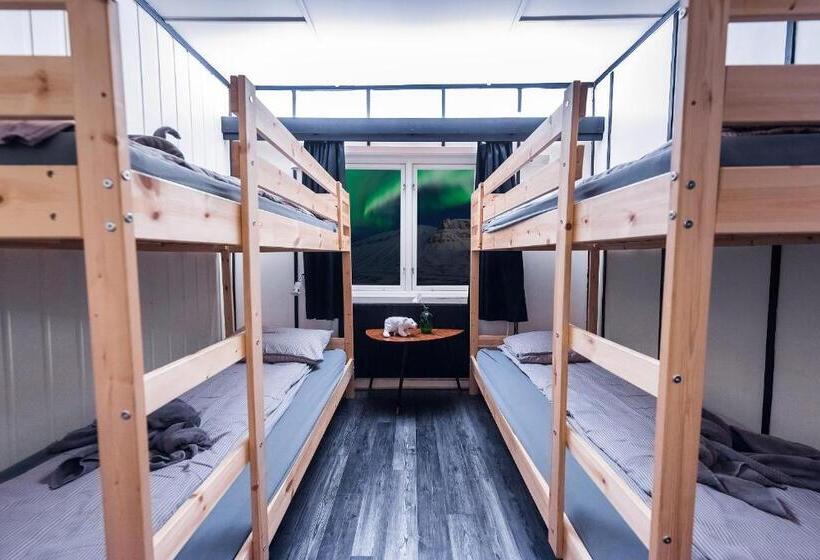 اتاق چهار تخته با دستشویی مشترک, Gjestehuset 102