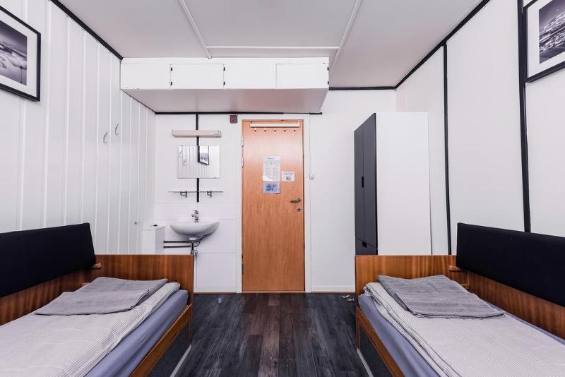 اتاق استاندارد با سرویس بهداشتی مشترک, Gjestehuset 102