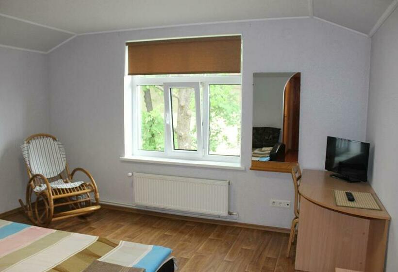 اتاق استاندارد, Latvijas Sarkanā Krusta Viesnīca