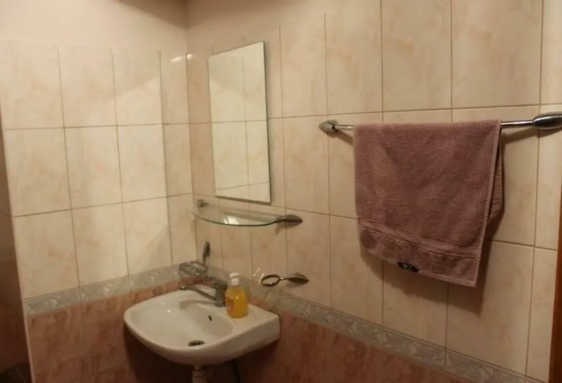 اتاق استاندارد, Latvijas Sarkanā Krusta Viesnīca