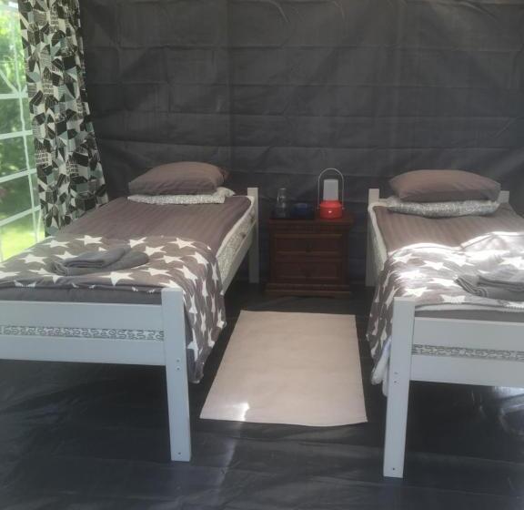 Standard Tent, Hanksville Farm