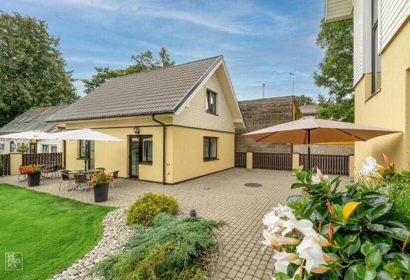 آپارتمان 1 خوابه با تراس, Senoji Palanga