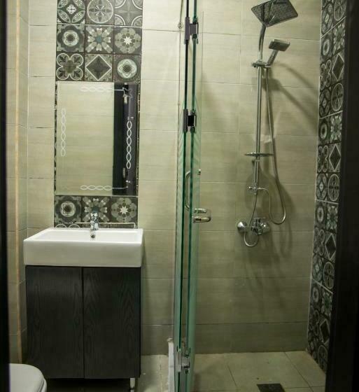 اتاق استاندارد سه نفره, Egyptian Night Hostel