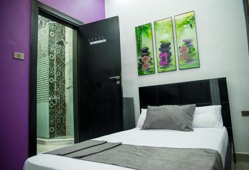 اتاق لوکس یک تخته, Egyptian Night Hostel