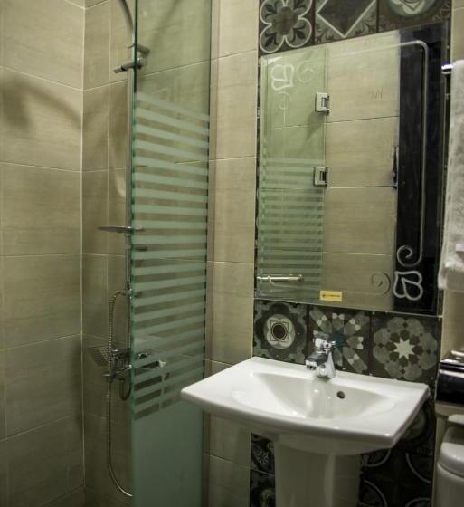 اتاق لوکس, Egyptian Night Hostel