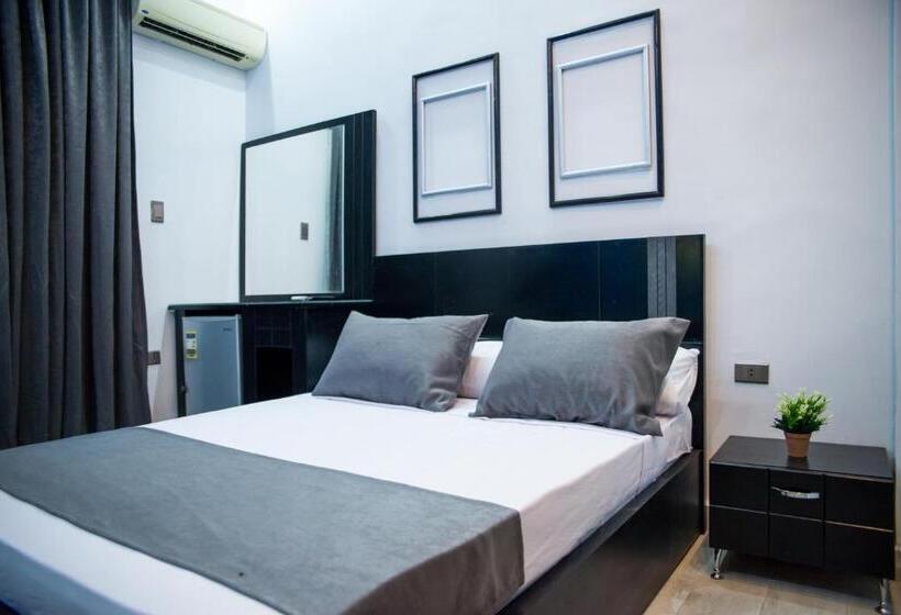 اتاق لوکس, Egyptian Night Hostel