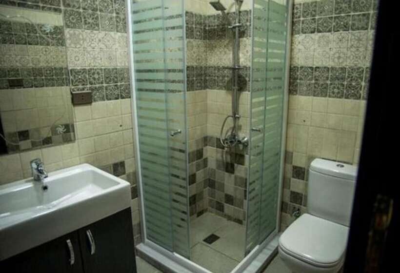اتاق لوکس یک تخته, Egyptian Night Hostel