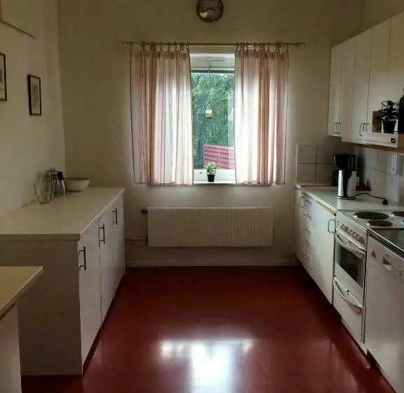 Perhehuone Jaettu Kylpyhuone, Eskilstuna Hostel