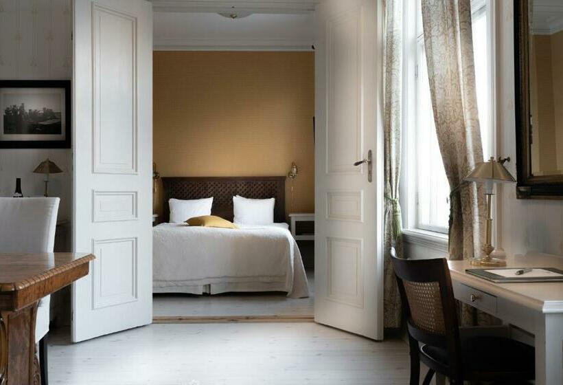 Номер Стандарт с Балконом, Grand Hotel Marstrand