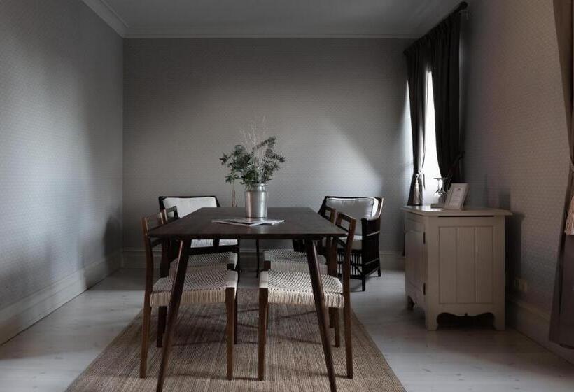 Люкс, Grand Hotel Marstrand