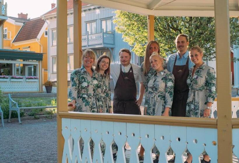 Номер Стандарт Вид на Море с Балконом, Grand Hotel Marstrand