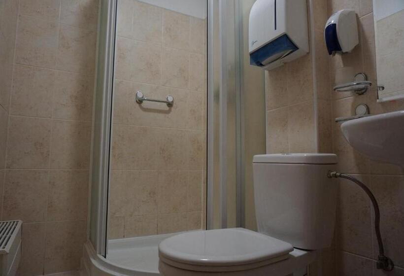 اتاق لوکس, Duets