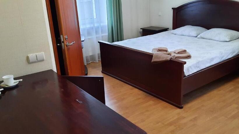 اتاق لوکس, Duets