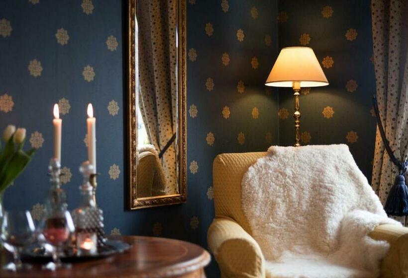 Номер Стандарт с Балконом, Grand Hotel Marstrand