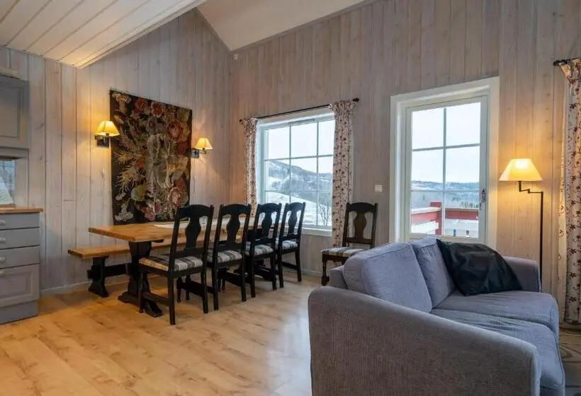 Huoneisto 3 Makuuhuonetta, Grønolen Fjellgard