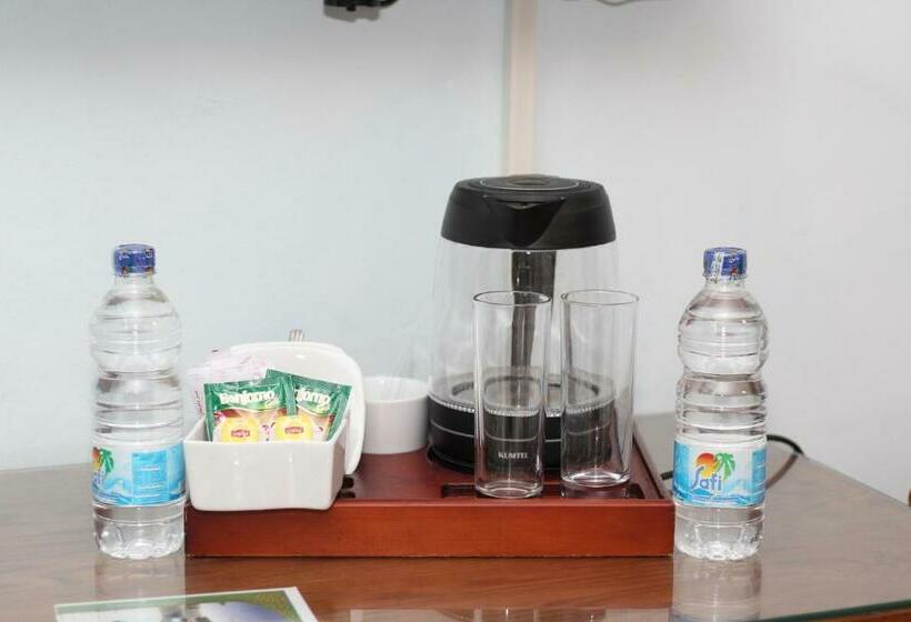 اتاق استاندارد, Jewel Glorious