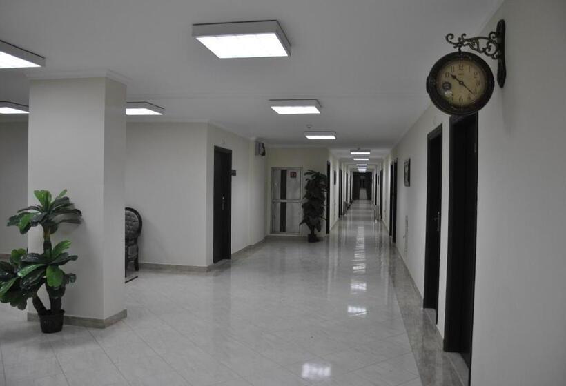 اتاق استاندارد, Jewel Glorious