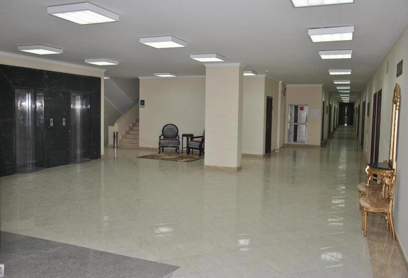 اتاق استاندارد سه نفره, Jewel Glorious