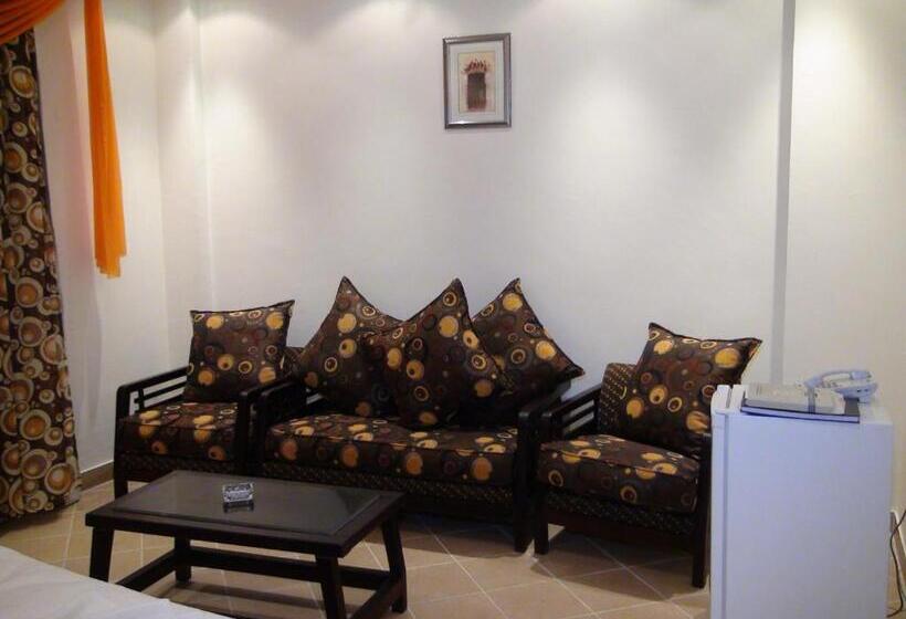 اتاق استاندارد یک نفره, Jewel Glorious