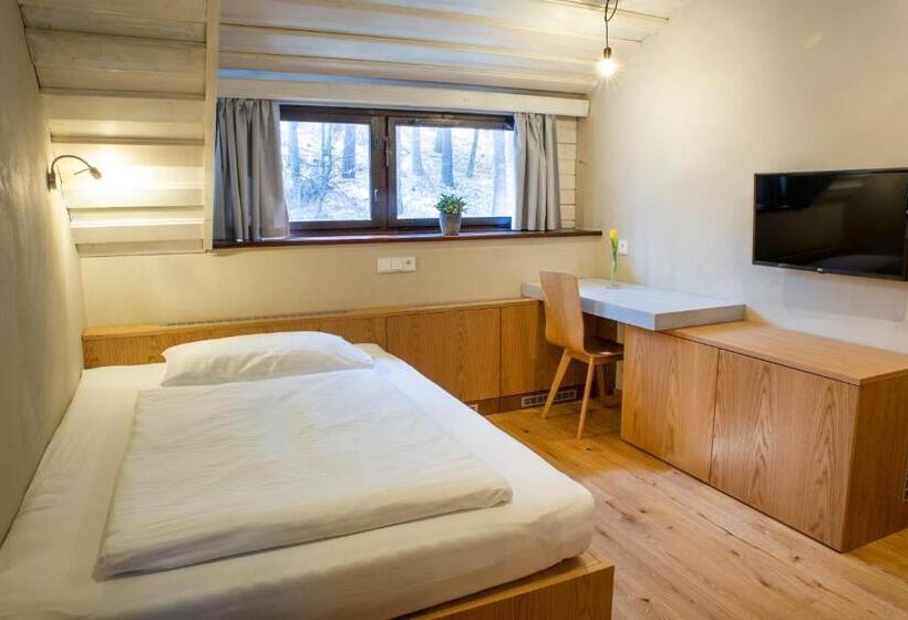 Pokój Standard Jednoosobowy, Koliba U Cerneho Medveda