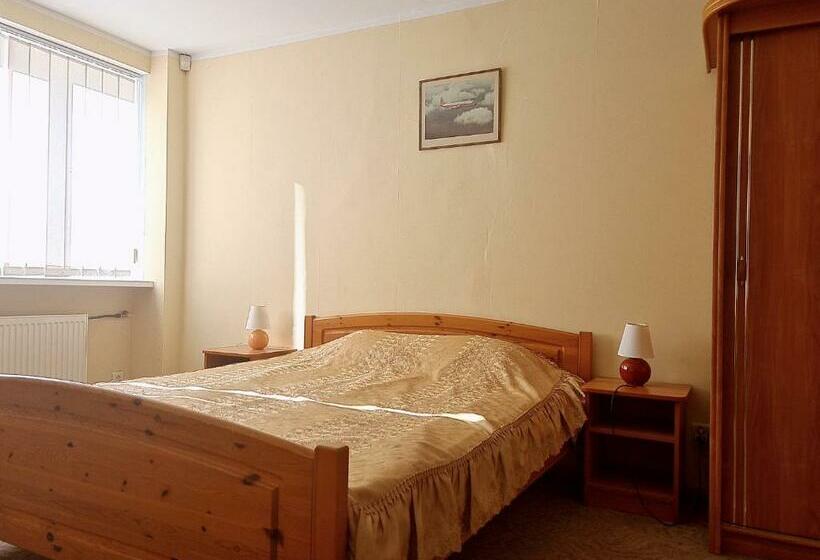 اتاق لوکس, Laine Guesthouse