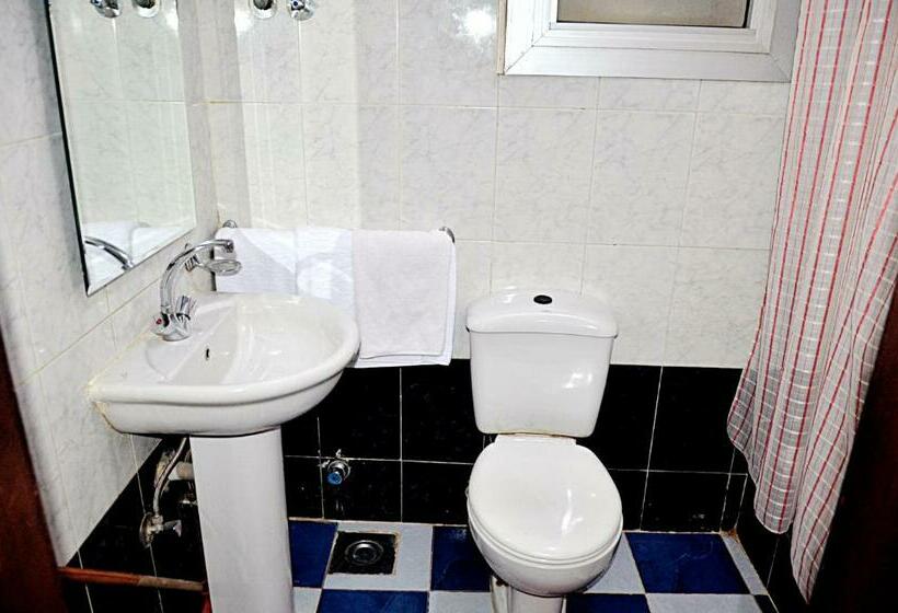 اتاق استاندارد یک نفره, Minya Compound Of The Armed Forces