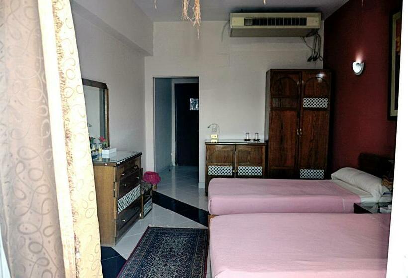 اتاق استاندارد یک نفره, Minya Compound Of The Armed Forces