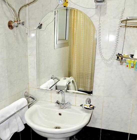 اتاق استاندارد یک نفره, Minya Compound Of The Armed Forces