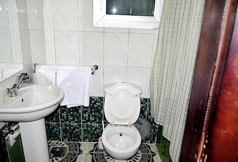 اتاق استاندارد سه نفره, Minya Compound Of The Armed Forces