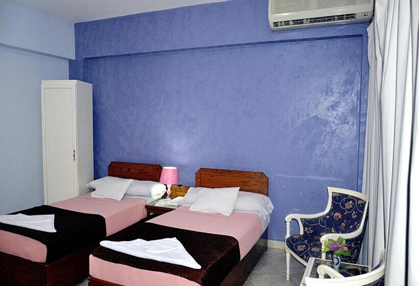 سوییت خانوادگی, Minya Compound Of The Armed Forces