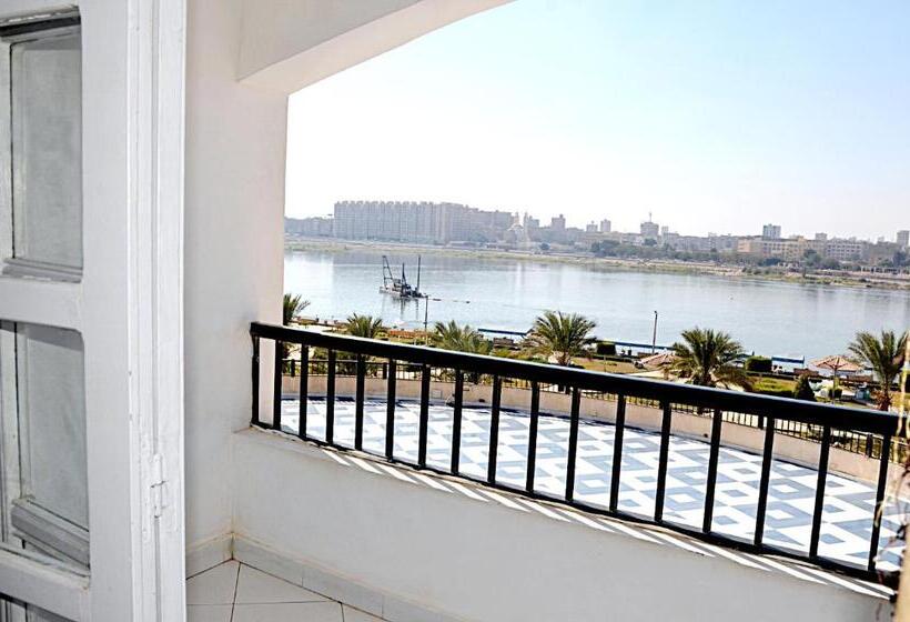 Camera Standard Individuale, Minya Compound Of The Armed Forces